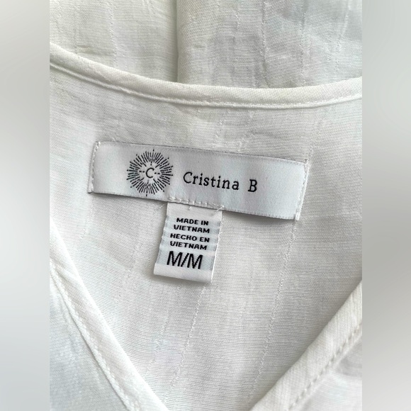 Cristina B Bright White Double Layer Sleeveless Tunic Blouse, Hi-Low Hem, Medium - Picture 7 of 9